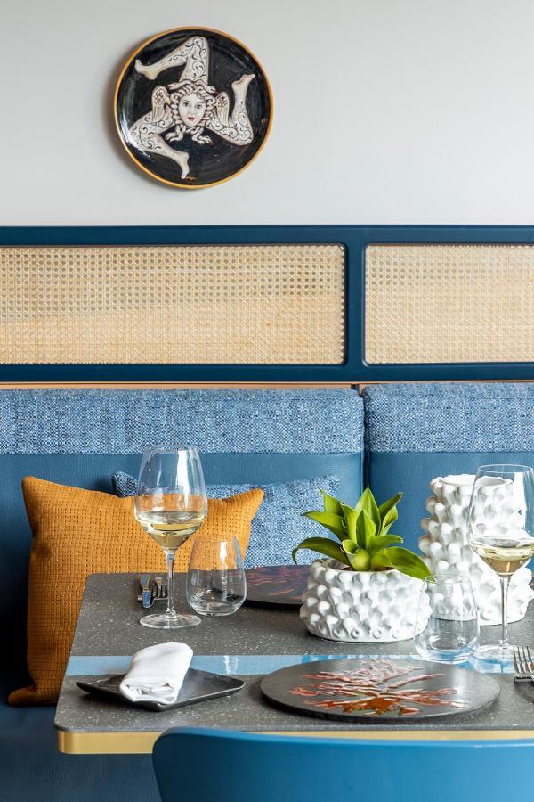 Rg Naxos Hotel 4*
