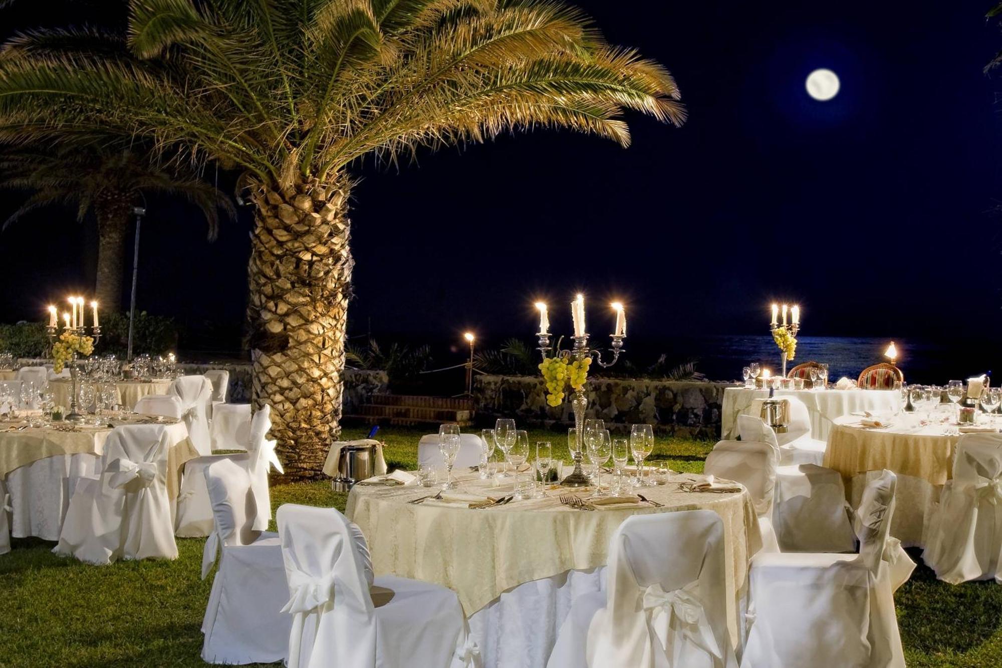 Rg Naxos Hotel