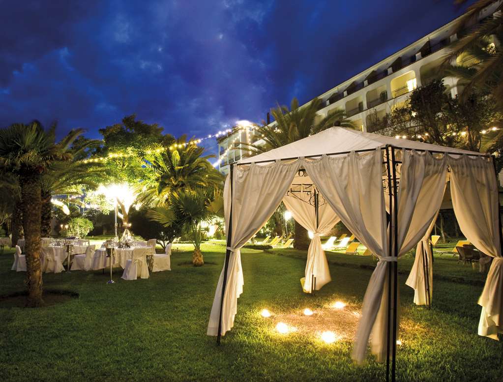 Rg Naxos Hotel